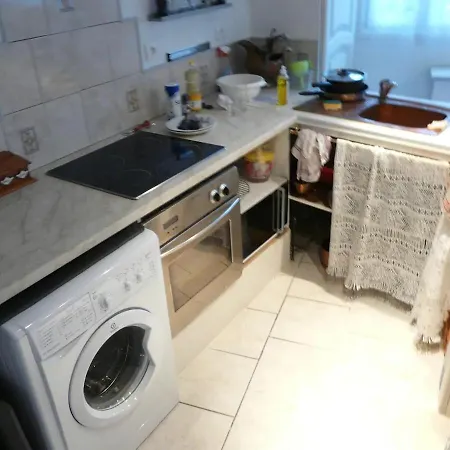 Апартаменты 75 Sqm Noyon; Independant House Нуайон