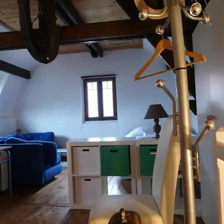 Апартаменты 75 Sqm Noyon; Independant House Нуайон