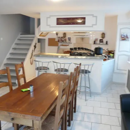 75 Sqm Noyon; Independant House *
