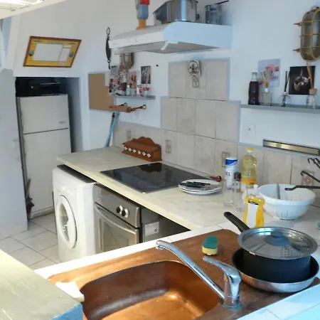 75 Sqm Noyon; Independant House * Нуайон
